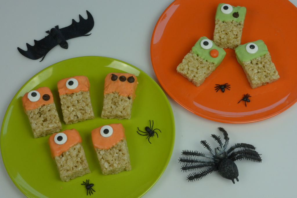 These Rice Krispie Monsters were dipped in candy melts and finished off with various eye balls.