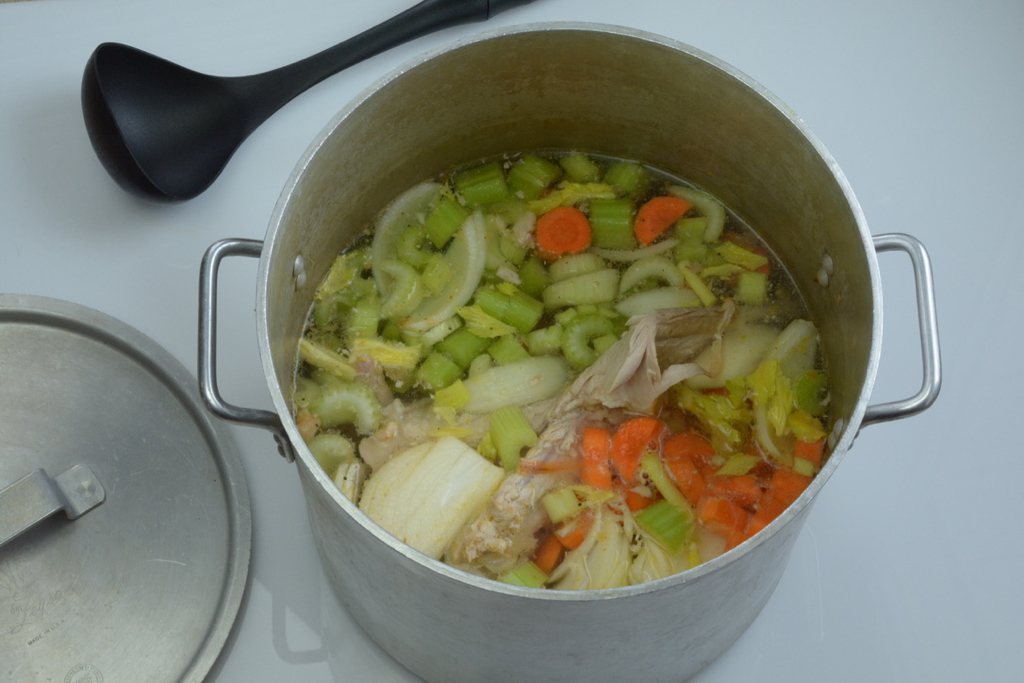 A Full Stockpot ready to make turkey stock