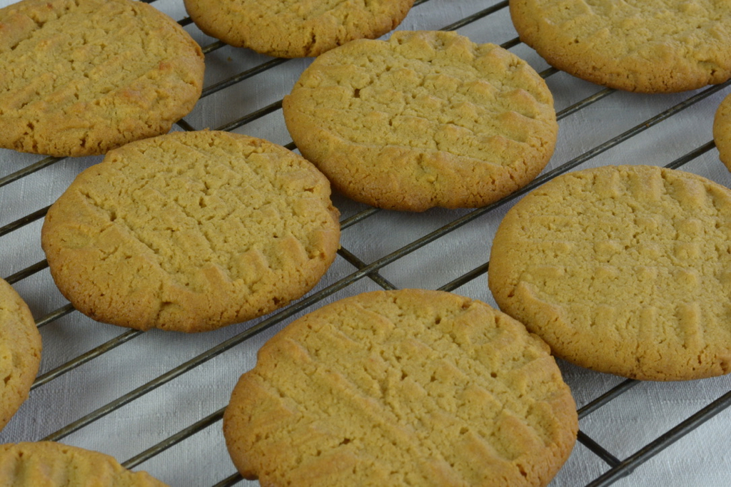 Delicious crisp Peanut Butter Cookies made with quinoa flour.